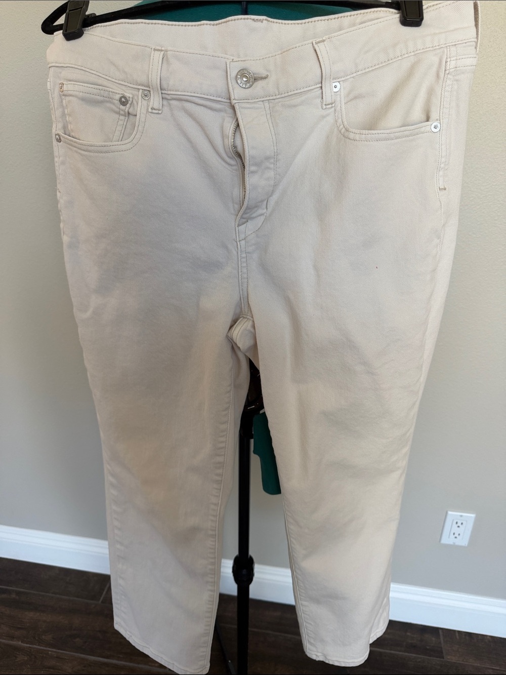 AYR Frenchie Cropped Ankle Jeans